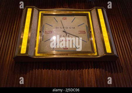 Dishoom Restaurant Boundary Street, Shoreditch, London Großbritannien Stockfoto