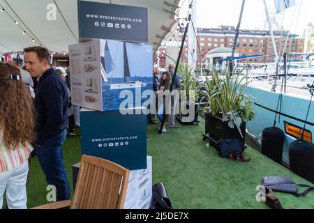 London Luxury afloat, St. Katharine Docks London Großbritannien Stockfoto