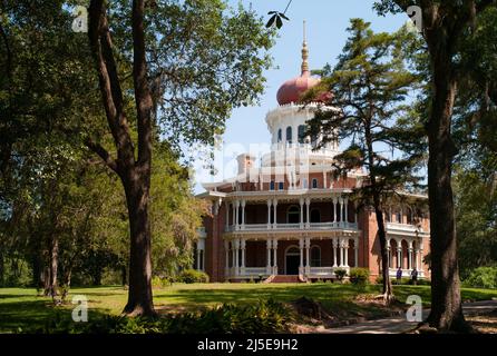 Natchez, Mississippi, USA - Juli 19 2009: Longwood Plantation Octagon House, ein achteckiges Herrenhaus aus der Vorkriegszeit. Stockfoto