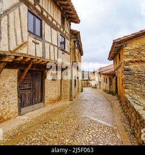 Mittelalterliches Dorf von Calatanazor in Soria, Castilla y Leon, Spanien. Stockfoto