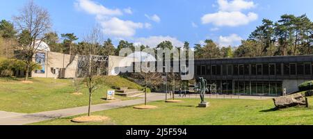 Genk, Belgien - 16. April 2022: Kosmodrom-Observatorium am Eingang Kattevennen im Nationalpark Hoge Kempen in Genk Belgium Stockfoto