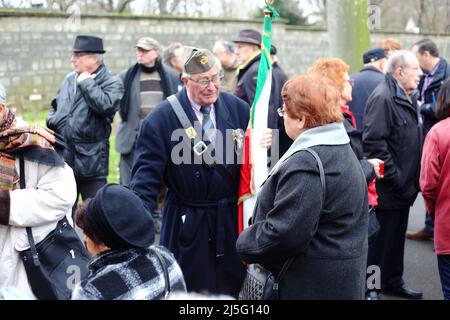 Commémoration de l'Affiche Rouge au Cimetière Parisien à Ivry-sur-seine le 21 février 2016 Stockfoto