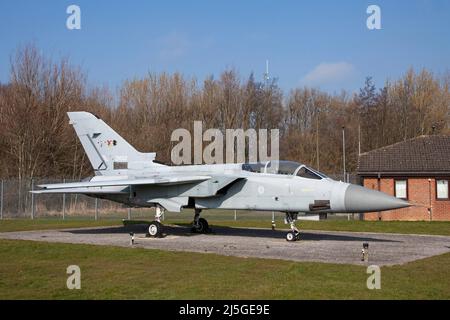ZH552 Panavia Tornado F.3 Royal Air Force Leeming auf dem Display 21.. März 2022 Stockfoto