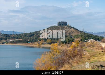 Denkmal bekannt als Chronik von Georgien oder Geschichtsdenkmal von Georgien. Reisen Stockfoto