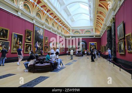 London, Großbritannien - 2021. September: Der Julia und Hans Rausing Raum im National Gallery Museum in London Stockfoto