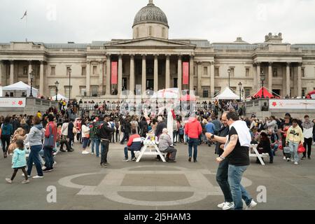 Feier des St. George's Day des Bürgermeisters von London am Trafalgar Square, Westminster, Charing Cross, London, England Stockfoto
