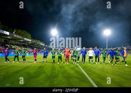 WAALWIJK, NIEDERLANDE - 23. APRIL: Kostas Lamprou von PEC Zwolle, Bram van Polen von PEC Zwolle, Yuta Nakayama von PEC Zwolle, Kenneth Paal von PEC Zwolle, Gervane Kastaneer von PEC Zwolle, Pelle Clement von PEC Zwolle, Daishawn Redan von PEC Zwolle, Thomas Zwolle Belt von PEC Djavan Anderson von PEC Zwolle, Oussama Darfalou von PEC Zwolle, Mees de Wit von PEC Zwolle, Siemen Voet von PEC Zwolle, Slobodan Tedic von PEC Zwolle, Luka Adzic von PEC Zwolle Rico Strieder von PEC Zwolle, Jasper Schendelaar von PEC Zwolle, Max de Waal, PEC Eliano Reijnders von PEC Zwolle, Maikel van der Werff von PEC Stockfoto