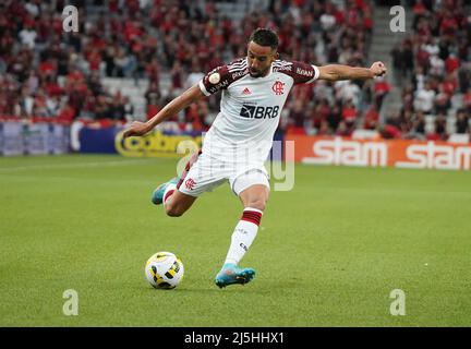 Curitiba, Brasilien. 23. April 2022. Isla während Athletico und Flamengo. Spiel gültig für die 3. Runde der Brasilianischen Meisterschaft 2022. Joaquim Américo Guimarães Stadion in Curitiba, PR. Kredit: Carlos Pereyra/FotoArena/Alamy Live Nachrichten Stockfoto