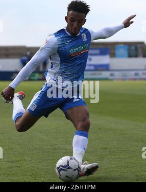 BARROW IN FURNESS, GROSSBRITANNIEN. APR 23. Barrows Remeao Hutton während des Spiels der Sky Bet League 2 zwischen Barrow und Sutton United in der Holker Street, Barrow-in-Furness am Samstag, dem 23.. April 2022. (Kredit: Mark Fletcher | MI News) Kredit: MI Nachrichten & Sport /Alamy Live News Stockfoto