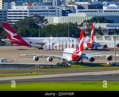 Qantas jets am Sydney (Kingsford Smith) Airport in Sydney, Australien. Stockfoto