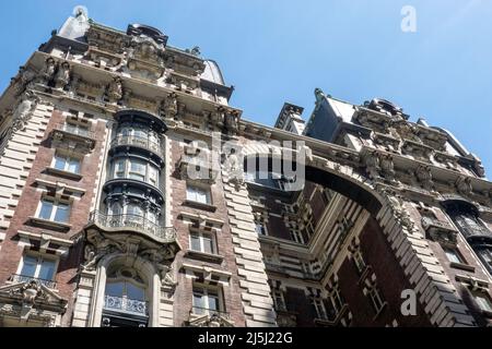 Das Dorilton ist ein Wahrzeichen der Beaux-Arts-Kunst an der Upper West Side, New York City, USA 2022 Stockfoto