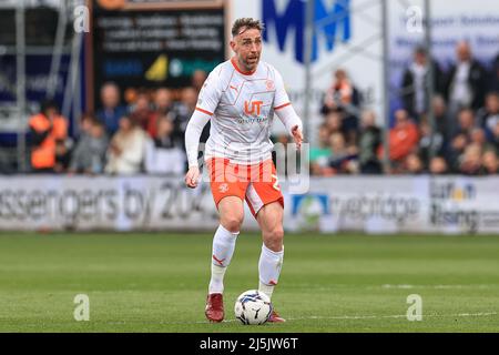 Richard Keogh #26 von Blackpool in Aktion während des Spiels in Luton, Vereinigtes Königreich am 4/24/2022. (Foto von Mark Cosgrove/News Images/Sipa USA) Stockfoto