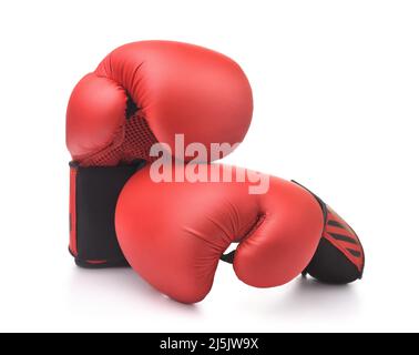 Rote Boxhandschuhe, isoliert auf Weiß Stockfoto