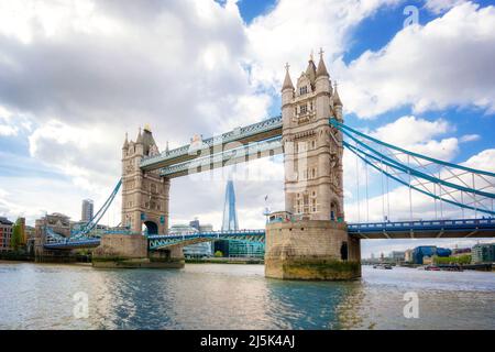 London Tower Bridge an der Themse Stockfoto