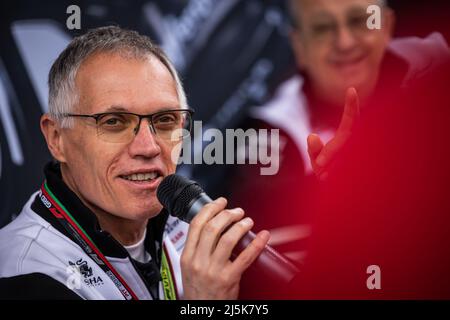 Mediengespräch mit TAVARES Carlos (por), CEO der Stellantis-Gruppe IMPARATO Jean-Philippe, Alfa Romeo Chief Executive Officer, Portrait während des Formel 1 Grand Premio del Made in Italy e dell'Emilia-Romagna 2022, 4. Runde der FIA Formel 1 Weltmeisterschaft 2022, auf dem Imola Circuit, Vom 22. Bis 24. April 2022 in Imola, Italien - Photo Germain Hazard / DPPI Stockfoto