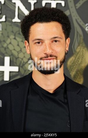 Jamael Westman, der an der Sondervorführung von The Essex Serpent im Ham Yard Hotel, London, teilnahm. Bilddatum: Sonntag, 24. April 2022. Stockfoto