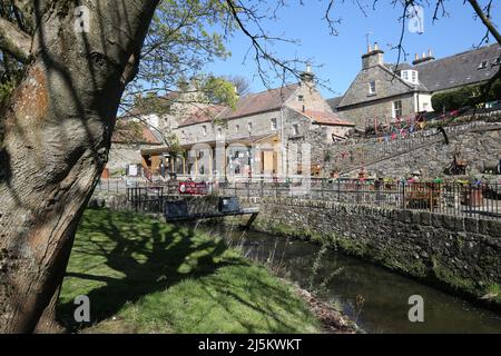 Ceres, Fife, Schottland, Großbritannien. Das Hotel liegt in einem kleinen tal etwa 2 Meilen über dem Ceres Moor von Cupar und 7 Meilen von St Andrews entfernt. Die ehemalige Pfarrei mit diesem Namen umfasste die Siedlungen Baldinnie, Chance Inn, Craigrothie, Pitscottie und Tarvit Mill. Es ist auch der Ort für das Fife Folk Museum Stockfoto