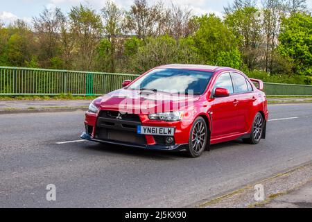 2011 rot Mitsubishi Lancer Evolution X GSR FQ 360 4dr heiße Luke; kompakte, hochstylige Coupés, sportliches Fahren in Manchester, Großbritannien Stockfoto