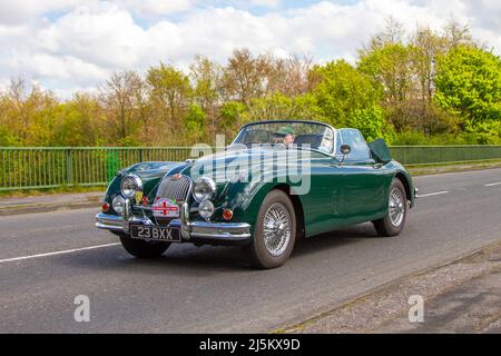 1961 60s Sixties, grünes britisches Jaguar XK 3442cc Benziner-Cabriolet Stockfoto