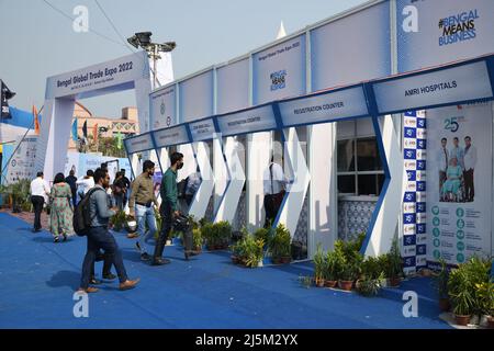 Haupteintrittstor mit Registrierungsschalter der 'Bengal Global Trade Expo 2022' (BGTE2022), unter der Schirmherrschaft des 'Bengal Global Business Summit 2022' A Stockfoto