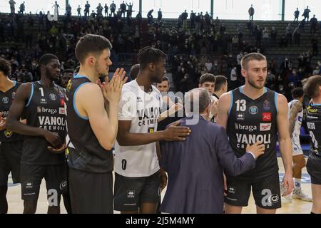 PalaRadi, Cremona, Italien, 24. April 2022, Vanoli Cremona Team während der Vanoli Basket Cremona gegen Germani Brescia - Italienische Basketball A Serie Championship Stockfoto