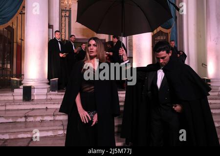 Die Gäste werden bei der Veranstaltung Dior in Venedig während der Internationalen Kunstausstellung 59. (Biennale Arte) am 23. April 2022 in Venedig, Italien, erwartet. Stockfoto