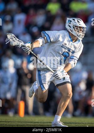 23. April 2022: Johns Hopkins attackieren Connor DeSimone (3) während des ncaa Männer Lacrosse Regular Season Finales zwischen den Maryland Terrapins und den Johns Hopkins Blue Jays im Homewood Field in Baltimore, Maryland Fotograf: Cory Royster Stockfoto