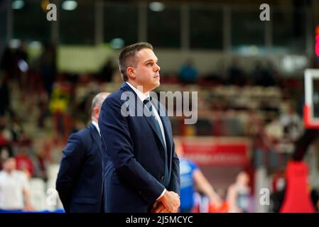 Enerxenia Arena, Varese, Italien, 24. April 2022, Herr Seravalli während der Openjobmetis Varese gegen Fortitudo Bologna - Italienische Basketball A Serie Championship Stockfoto