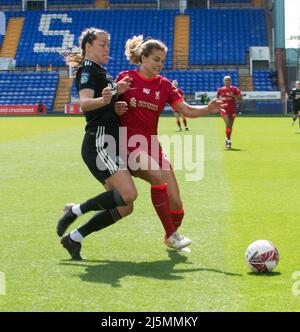 Birkenhead, Großbritannien. 24. April 2022. Action während des Fußballspiels der Womens Championship zwischen Liverpool und Sheffield United im Prenton Park in Birkenhead, England. Terry Scott/SPP Quelle: SPP Sport Press Photo. /Alamy Live News Stockfoto