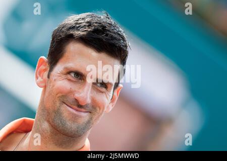 Belgrad, Serbien, 23.. April 2022. Novak Djokovic aus Serbien reagiert nach dem Spiel während des sechsten Tages des Serbia Open ATP 250 Turniers im Novak Tennis Center in Belgrad, Serbien. 23. April 2022. Kredit: Nikola Krstic/Alamy Stockfoto