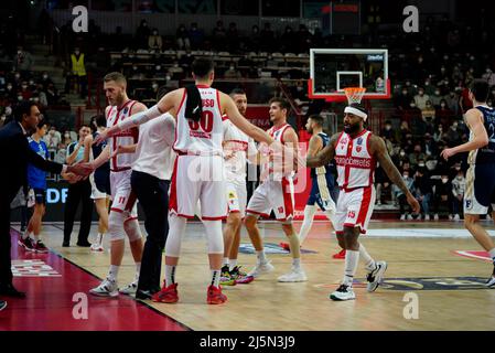 Varese, Italien. 24. April 2022. Pallacanestro Varese Auszeit während Openjobmetis Varese vs Fortitudo Bologna, Italienische Basketball A Serie Championship in Varese, Italien, April 24 2022 Kredit: Unabhängige Fotoagentur/Alamy Live Nachrichten Stockfoto