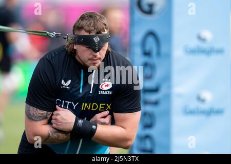 London, Großbritannien. 24. April 2022. Sam Wainright von Saracens in London, Vereinigtes Königreich am 4/24/2022. (Foto von Richard Washbrooke/News Images/Sipa USA) Quelle: SIPA USA/Alamy Live News Stockfoto