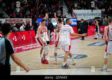 Varese, Italien. 24. April 2022. Pallacanestro Varese in time out during Openjobmetis Varese vs Fortitudo Bologna, Italyan Basketball A Serie Championship in Varese, Italy, April 24 2022 Kredit: Unabhängige Fotoagentur/Alamy Live Nachrichten Stockfoto