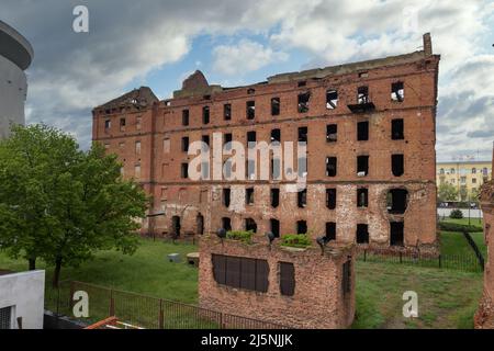 Ruinen des Pavlov-Hauses in Wolgograd, Stalingrad. Weltkrieg 2. Zeitraffer. Stockfoto