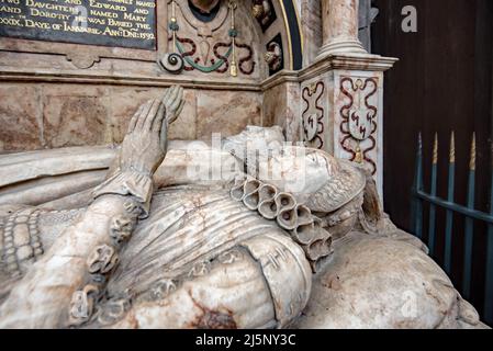 Wahrscheinlich die beste Kirche, die ich seit zehn Jahren gesehen habe, mit einem atemberaubenden Interieur. St. Lawrence's Ludlow Shropshire. In vielerlei Hinsicht exquisit Stockfoto