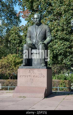 Statue von Kyösti Kallio auf Mannerheimintie, Helsinki, Finnland; ein finnischer Politiker der Agrarliga, der als vierter Präsident von Finla diente Stockfoto