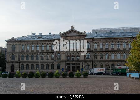 Das Ateneum ist ein Kunstmuseum in Helsinki, Finnland, und eines der drei Museen, die die Finnische Nationalgalerie bilden. Es befindet sich im Zentrum von Helsin Stockfoto