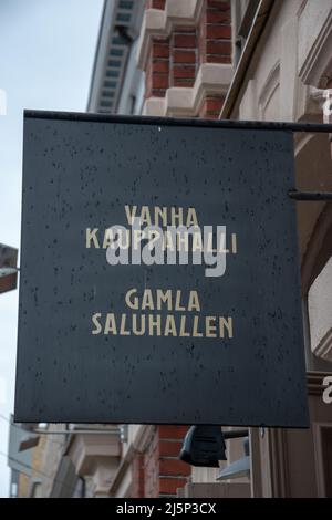 Schild für Vanha Kauppahalli, Alte Markthalle, Helsinki, Finnland. Stockfoto