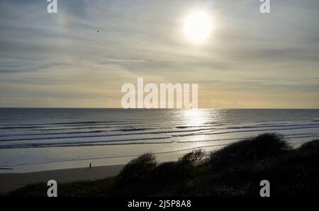 Sonnenaufgang über Filey Bay, Yorkshire Ostküste, Nordengland, Großbritannien Stockfoto