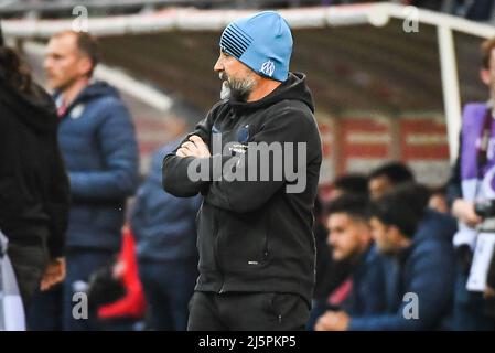 Reims, Frankreich, Frankreich. 24. April 2022. Jorge SAMPAOLI aus Marseille während des Ligue 1-Spiels zwischen Stade Reims und Olympique de Marseille (OM) im Auguste Delaune-Stadion am 24. April 2022 in Reims, Frankreich. (Bild: © Matthieu Mirville/ZUMA Press Wire) Stockfoto