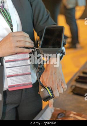 Tragbarer Intelligenter Computer Mit Fingerring-Barcode-Scanner-Technologie Stockfoto