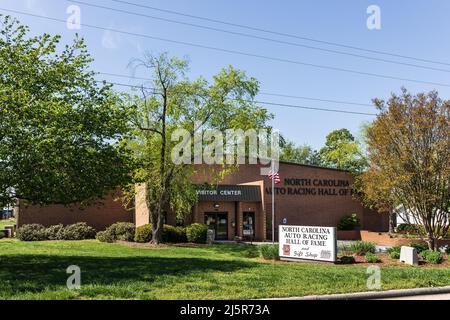 MOORESVILLE, NC, USA-17 APRIL 2022: The North Carolina Auto Racing Hall of Fame and Gift Shop. Stockfoto