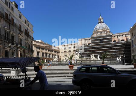 Palermo, Italien 20/07/2012: Piazza Pretoria bekannt als Piazza della Vergogna. ©Andrea Sabbadini Stockfoto