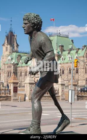 Statue von Terry Fox auf der Wellington Street gegenüber dem Parlamentsgebäude, Ottawa, Ontario, Kanada Stockfoto