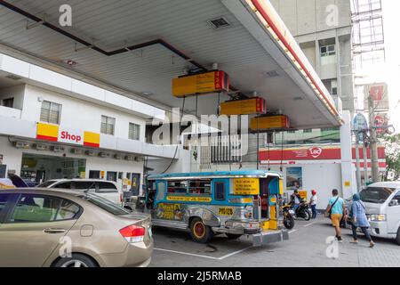 Jeepney in Manila, Philippinen - 08.11.2019 Stockfoto