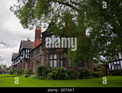 Häuser im Gartendorf Port Sunlight, Birkenhead, Wirral, Vereinigtes Königreich Stockfoto