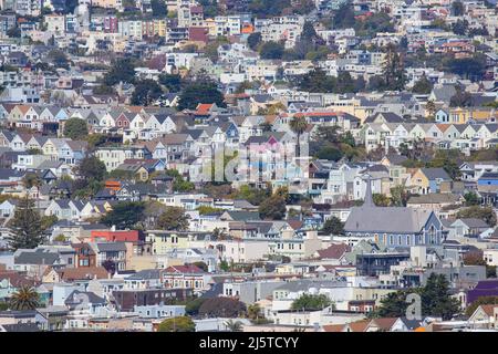 Häuser und Häuser in San Francisco, Kalifornien Stockfoto