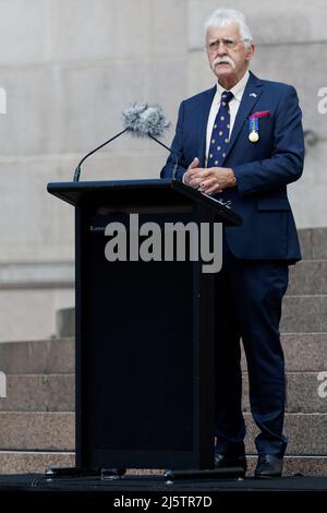 Sydney, Australien, 25. April 2022, der Gedenkgottesdienst ist ein religiöser Gottesdienst mit Gebeten, die von Kirchenführern und Befehlshabern der australischen Verteidigungskräfte gehalten werden, zusammen mit einer Ansprache des Gouverneurs von New South Wales während des ANZAC Day Gedenkgottesdienstes am 25. April 2022 in Sydney, Australien. Der United Drumhead Service wurde von Kadetten des Scots College eingeführt. Die Musik wird von den Scots College Pipes and Drums, der New South Wales Police Concert Band und dem Sydney Welsh Choir geboten. Stockfoto