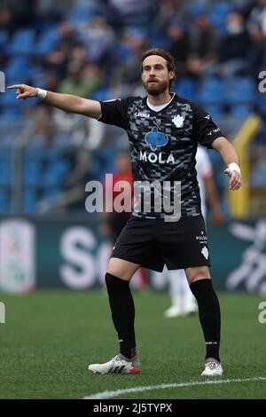 Como, Italien. 25. April 2022. Ettore Gliozzi (Como 1907) Gesten während Como 1907 gegen LR Vicenza, Italienisches Fußballspiel der Serie B in Como, Italien, 25 2022. April Quelle: Independent Photo Agency/Alamy Live News Stockfoto