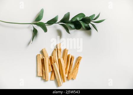 Abstrakter Duft Hintergrund von palo santo Weihrauch Stockfoto